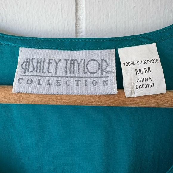 Vintage Ashley Taylor Silk Teal Button-Down Blouse | Size Medium - Picture 5 of 6
